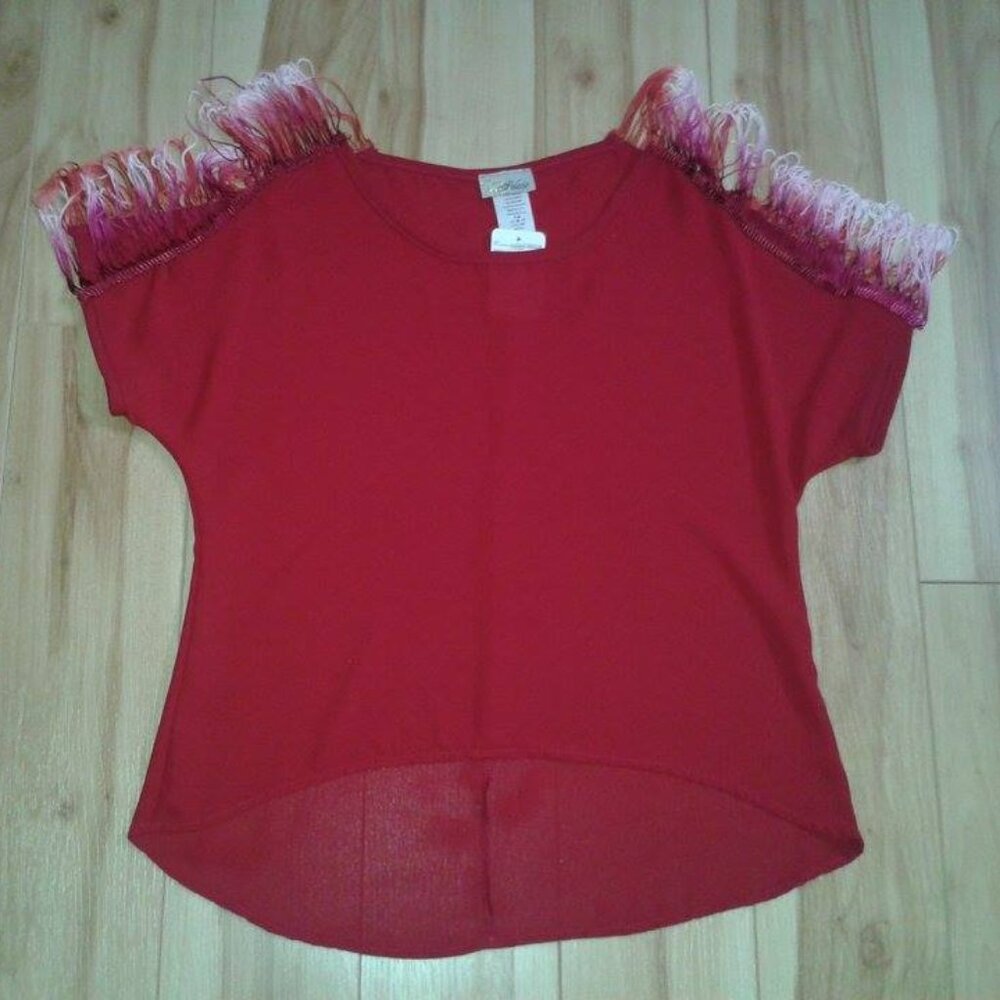 Fringed top